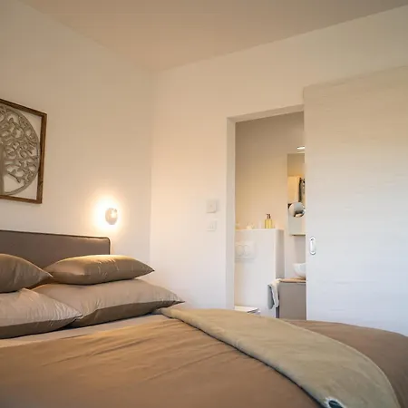 O'life Boutique Aparthotel 4*