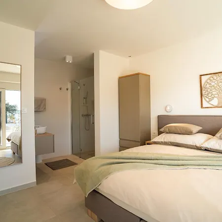 O'life Boutique Aparthotel 4*