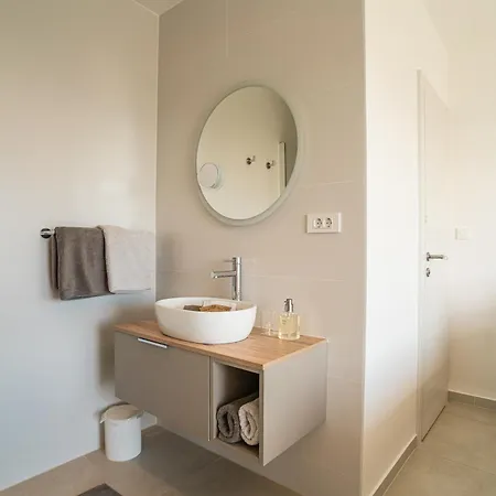 O'life Boutique 4*