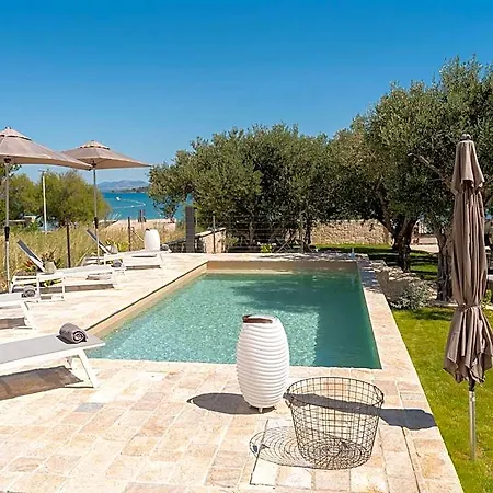 Apart-hotel O'life Boutique 4*