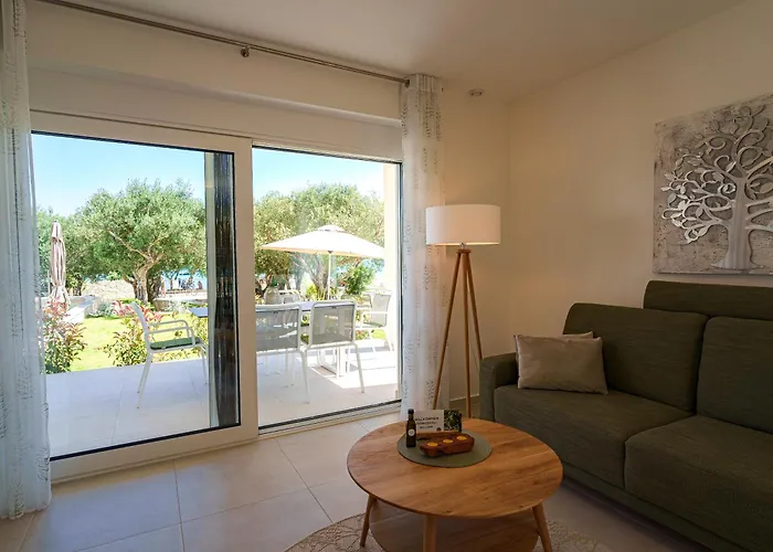 アパートホテル O'life Boutique 4*